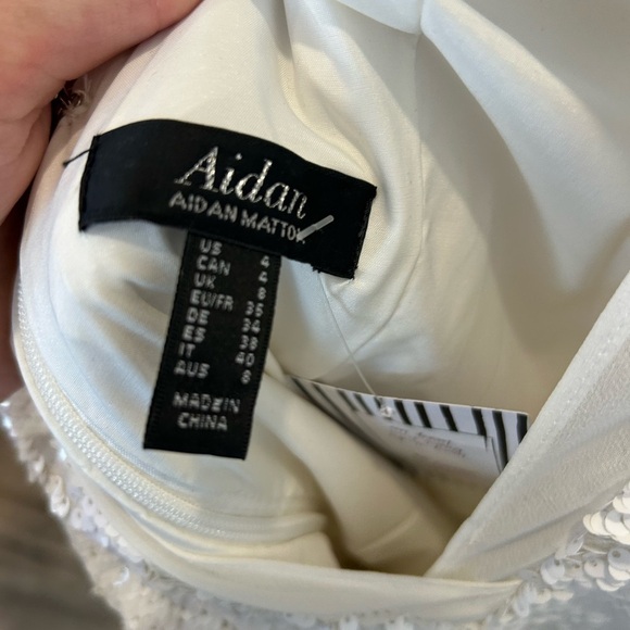 Aidan Mattox White mermaid Sequin Dress with shoulder ties size 4 - Picture 3 of 3